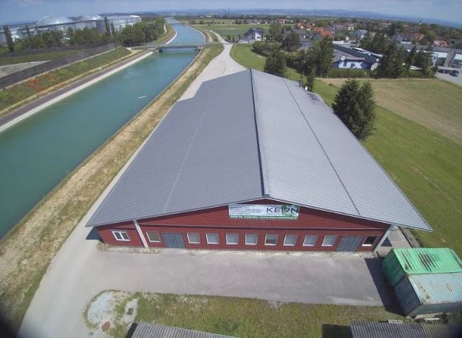 Halle8