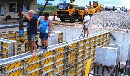 Zwischenmauer
